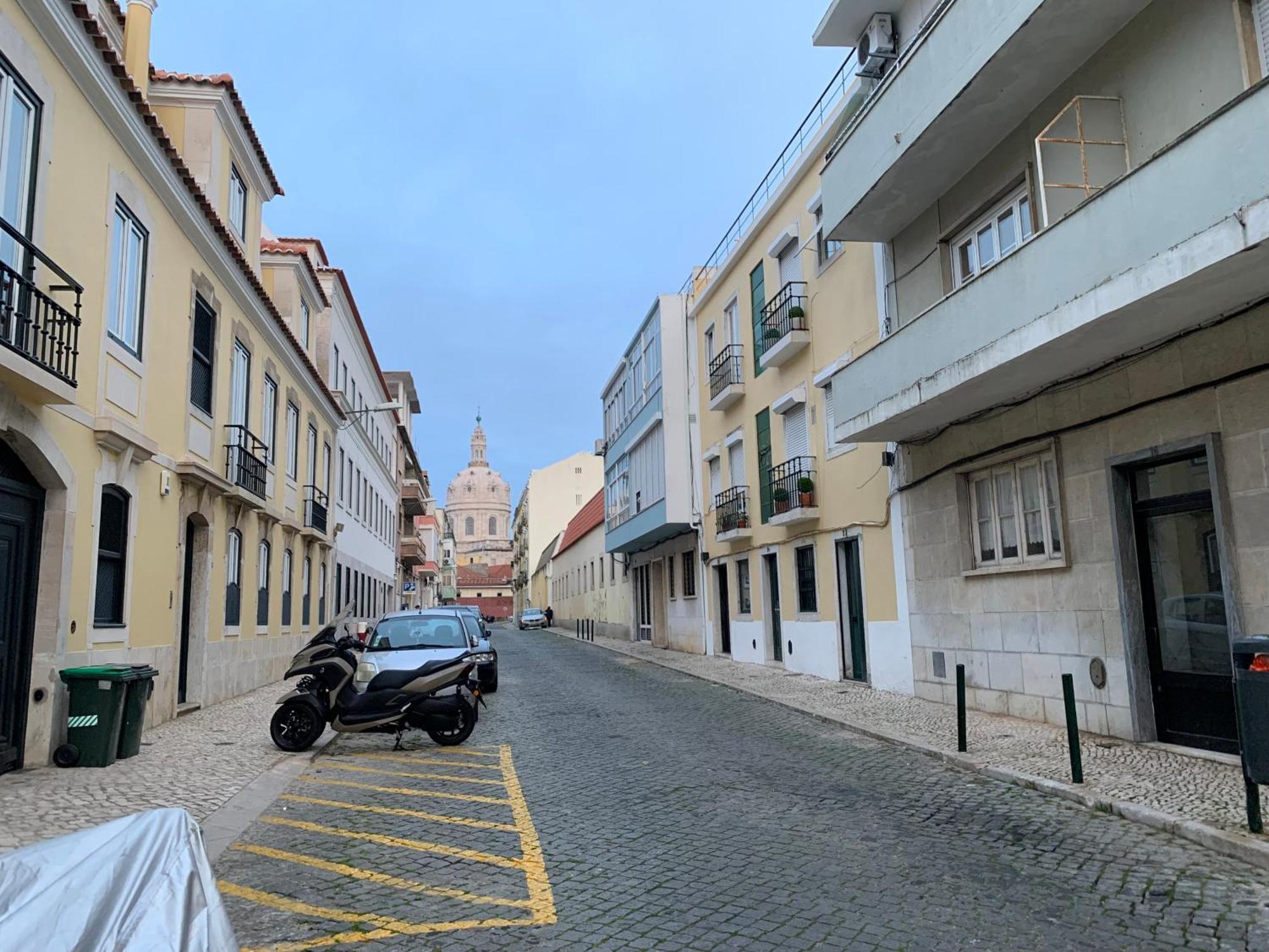 Discovery Apartment Estrela Lisbon Exterior photo