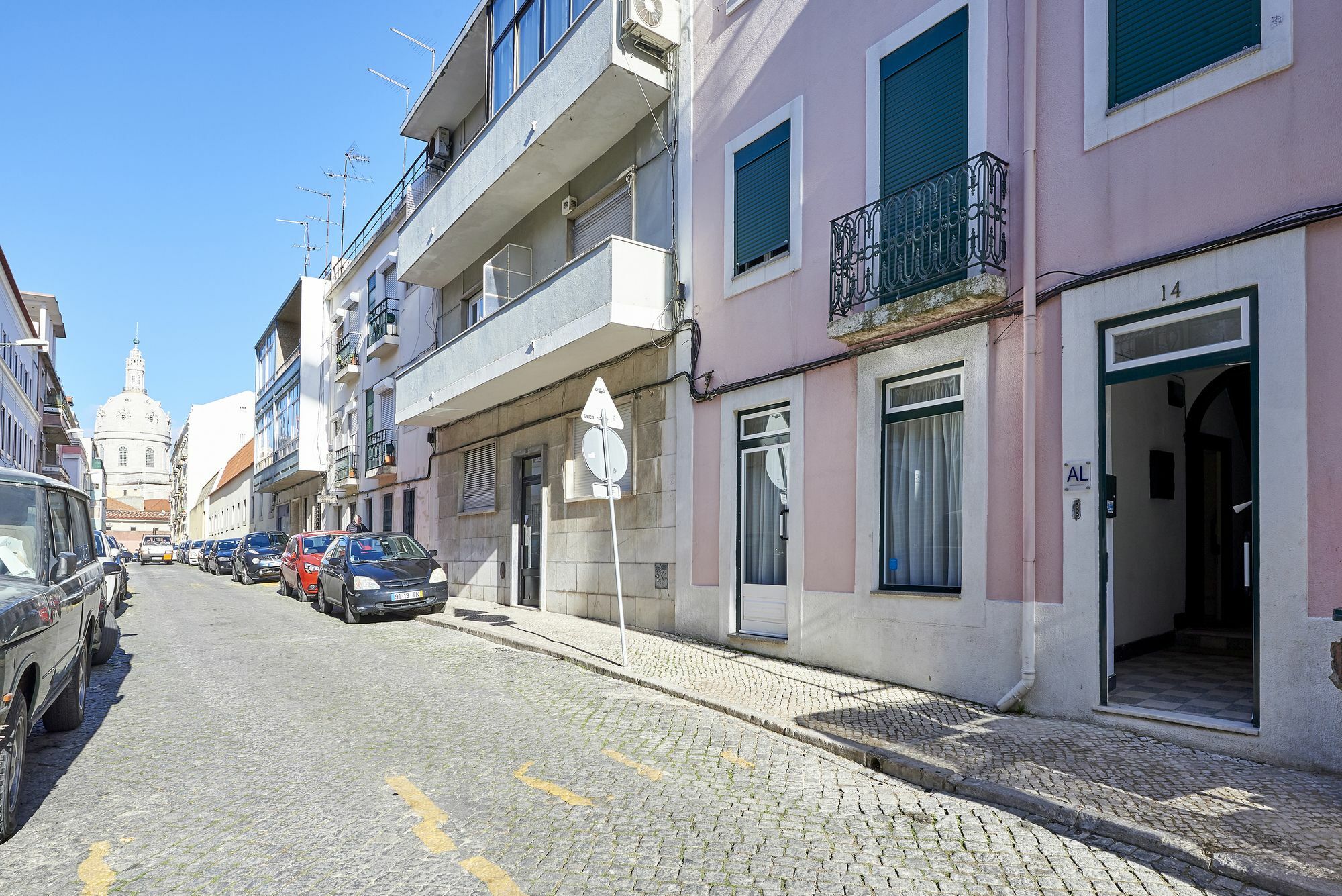 Discovery Apartment Estrela Lisbon Exterior photo